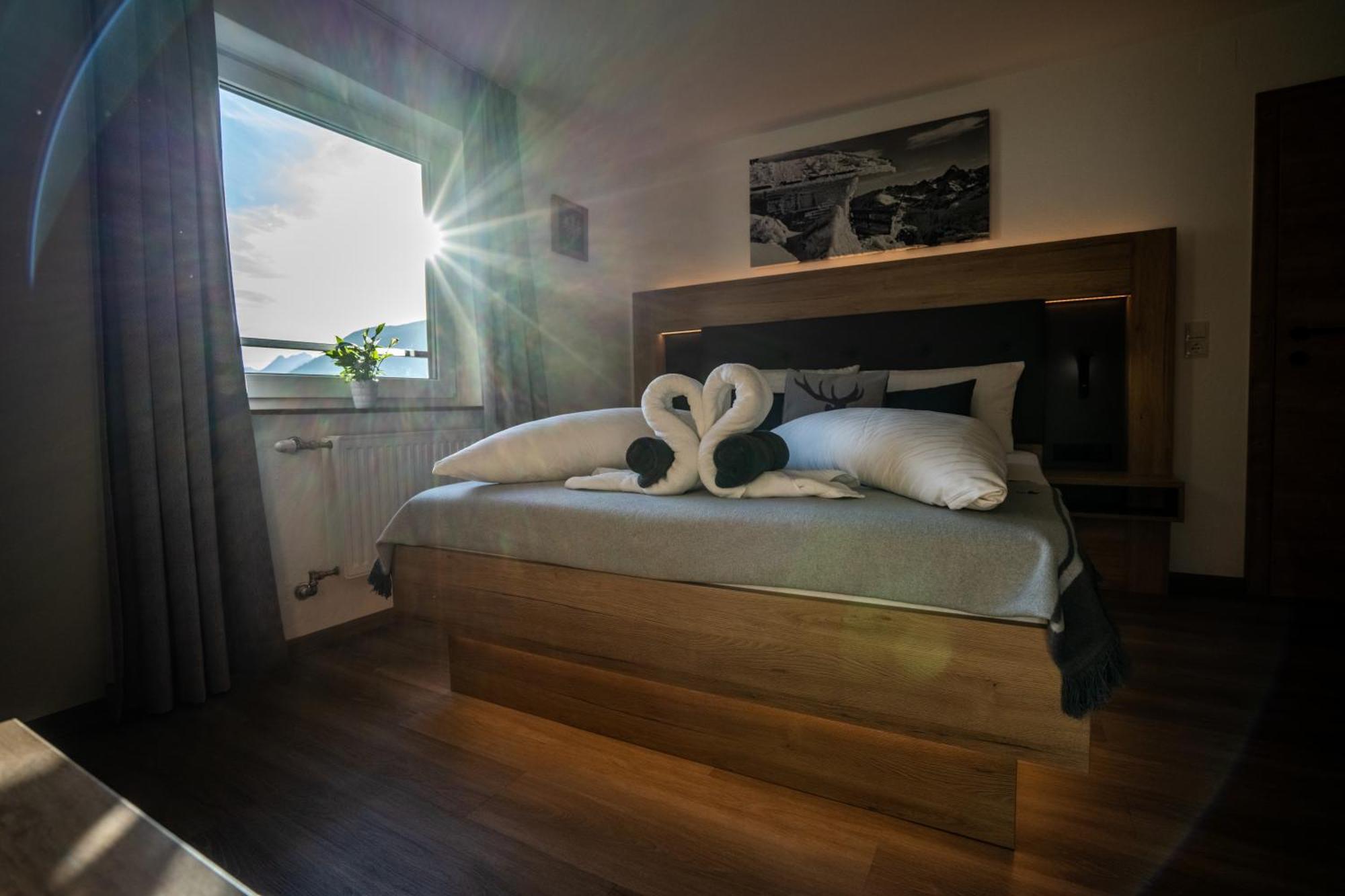 הרוואלד Tiroler Alpblick Appartements מראה חיצוני תמונה